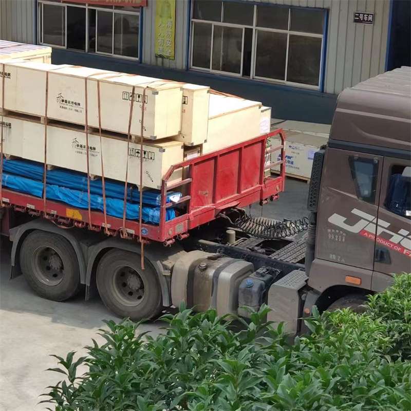 张北至新疆阿勒泰福海县物流专线，一站式服务，让您的货物畅行无忧